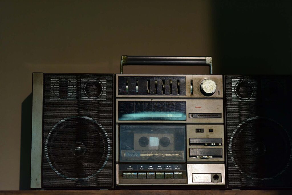 Analign FM radio